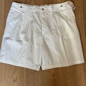 Classic White Men's Golf Shorts
